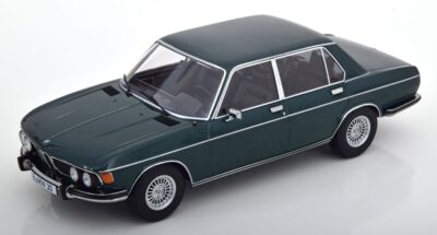 KKscale BMW 3.0 S E3 1/18 1971