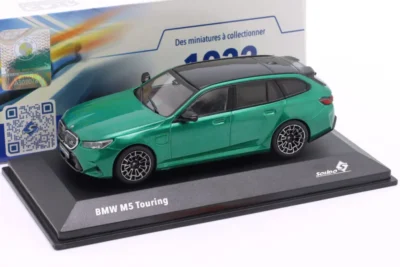 Solido-BMW-M5-Touring-G99-2024-Isle-of-Man-green-metallic-1-4