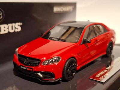 Minichamps Mercedes Brabus 850 E63 W212 skala 1/43