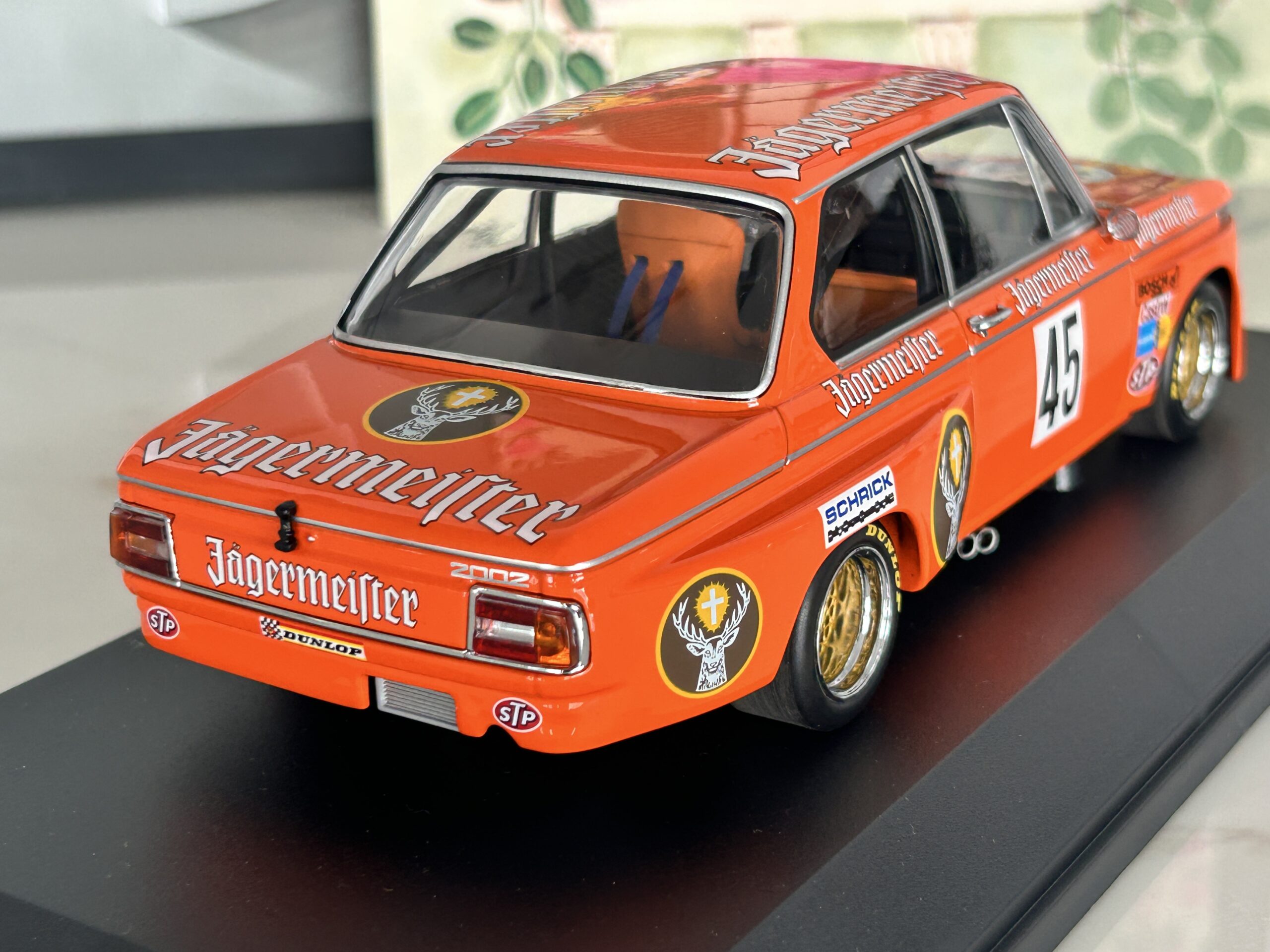 Minichamps BMW 2002 Jagermeister H. Kelleners DRM 1974 1/18 - obrazek 2